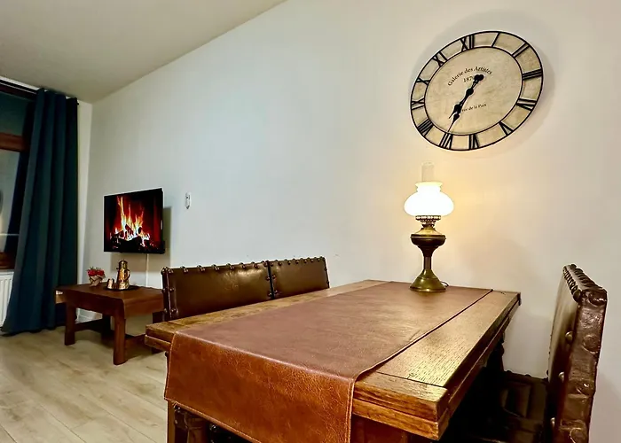 Luxury Suites Centrum By Rikas Hotels
