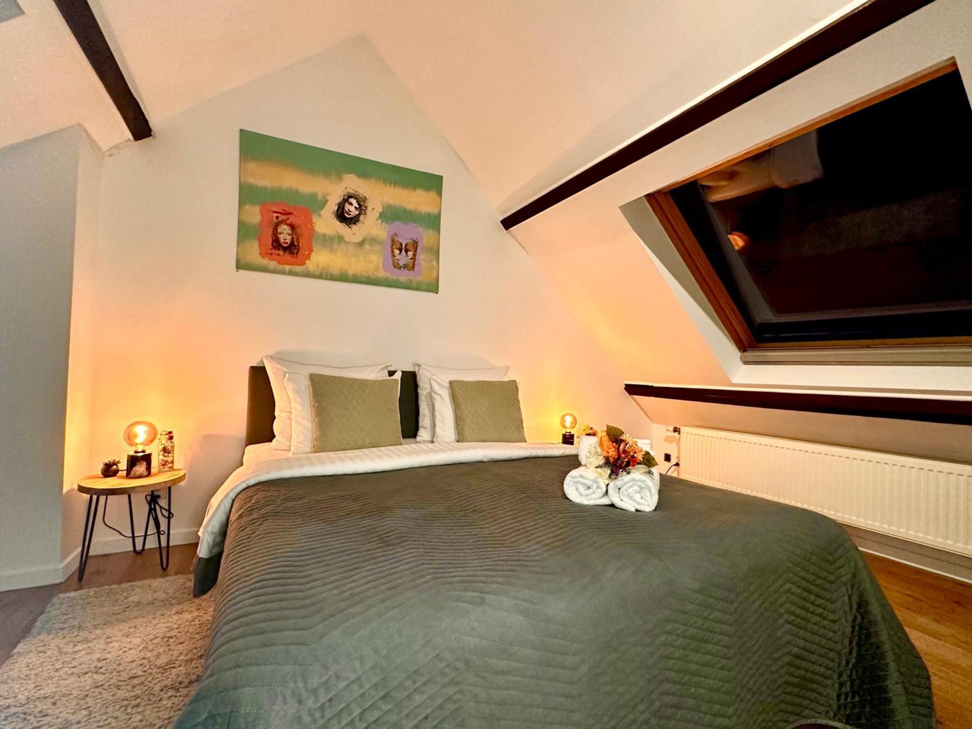 Luxury Centrum By Rikas Apartment