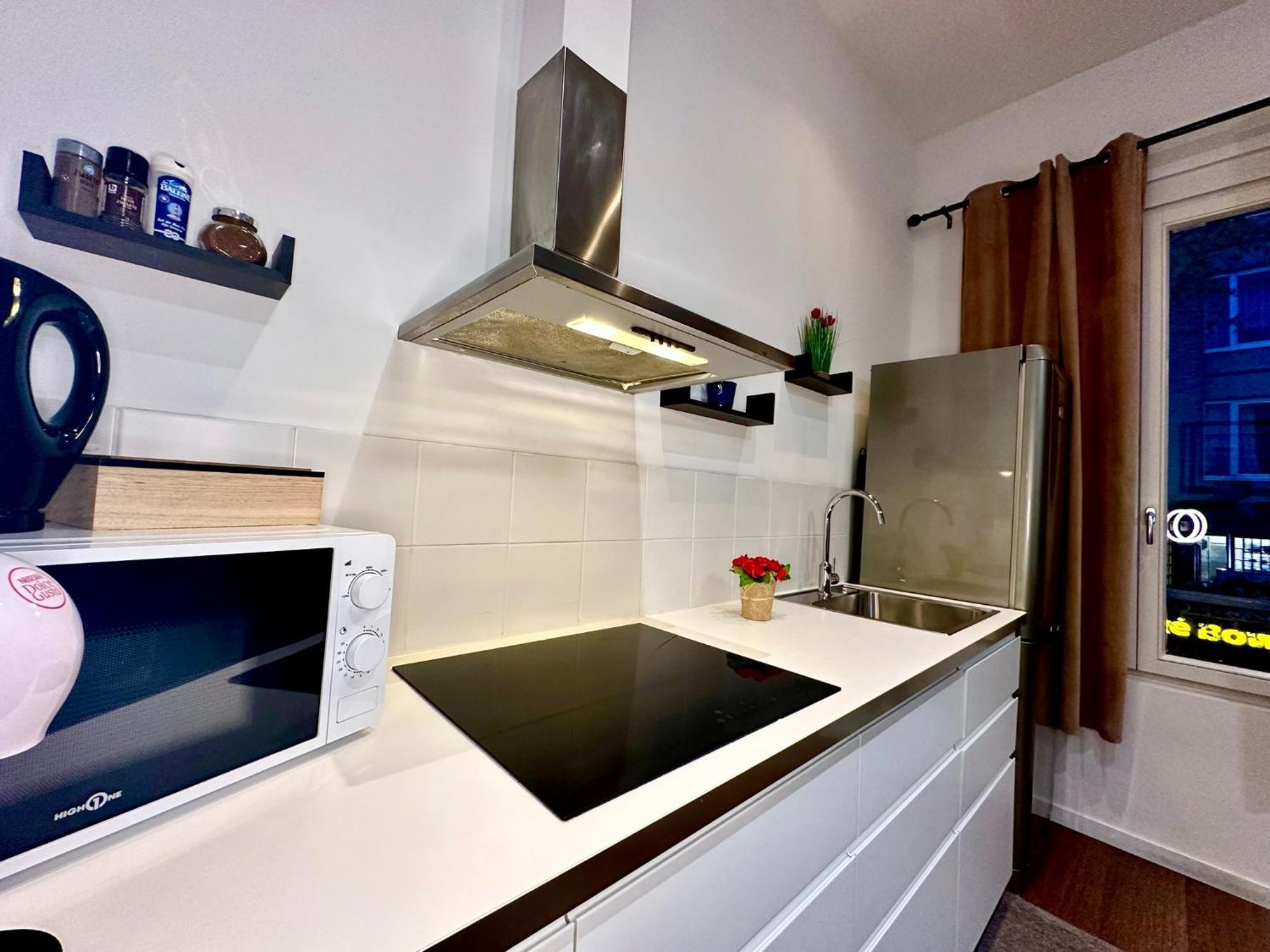Luxury Centrum By Rikas Apartment *